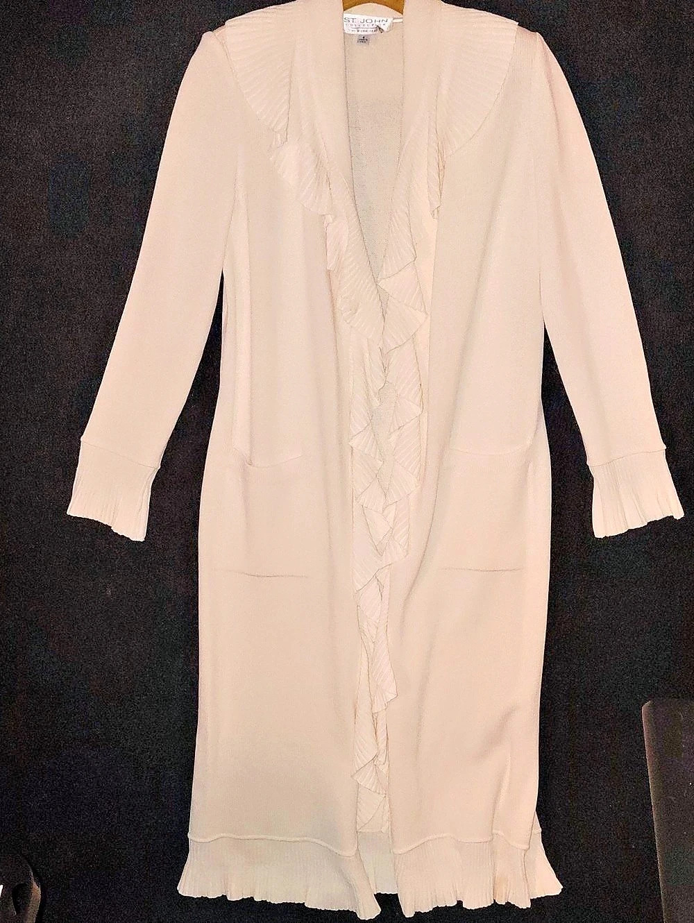 St. John Collection Ruffle Front Cardigan in Cream Size 4 Like New